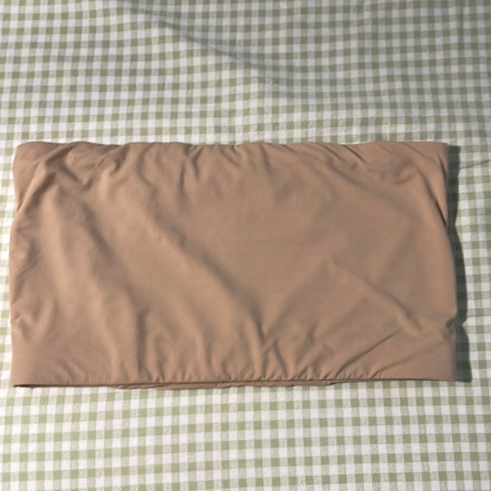 Skims Fits Everybody Bandeau Bra in Nude